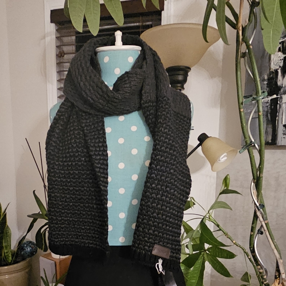 Coach Grey & Black Knit Scarf